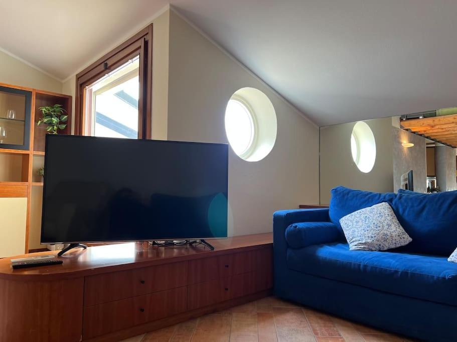 Attico In Piazza Matteotti Apartment Desenzano del Garda Ngoại thất bức ảnh