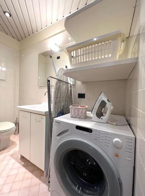 Attico In Piazza Matteotti Apartment Desenzano del Garda Ngoại thất bức ảnh