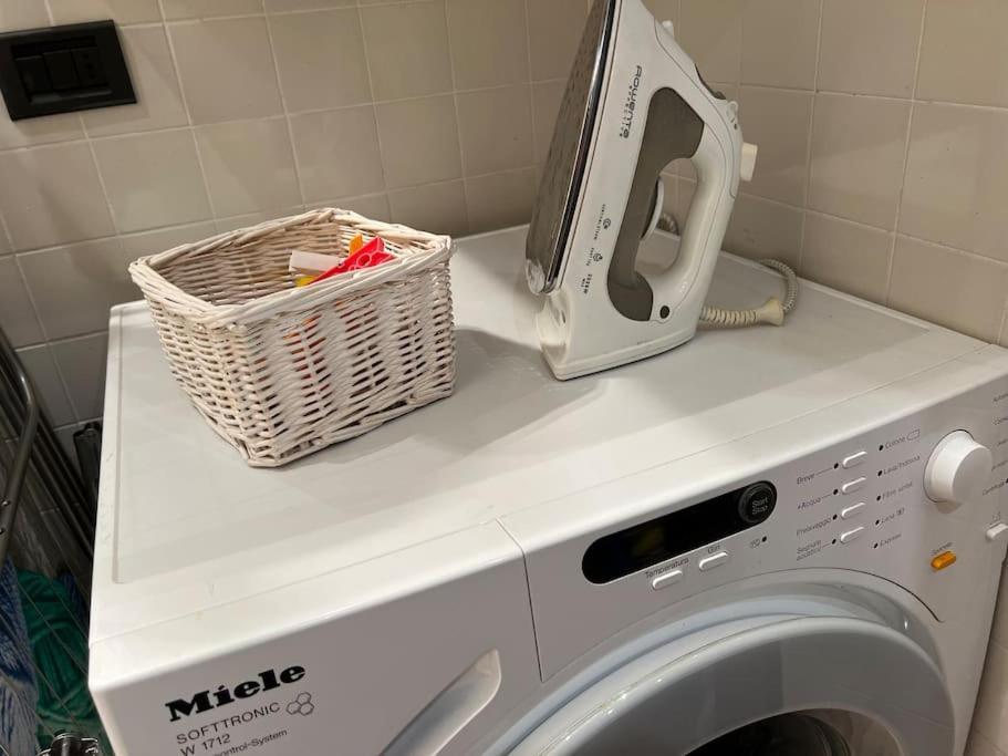 Attico In Piazza Matteotti Apartment Desenzano del Garda Ngoại thất bức ảnh