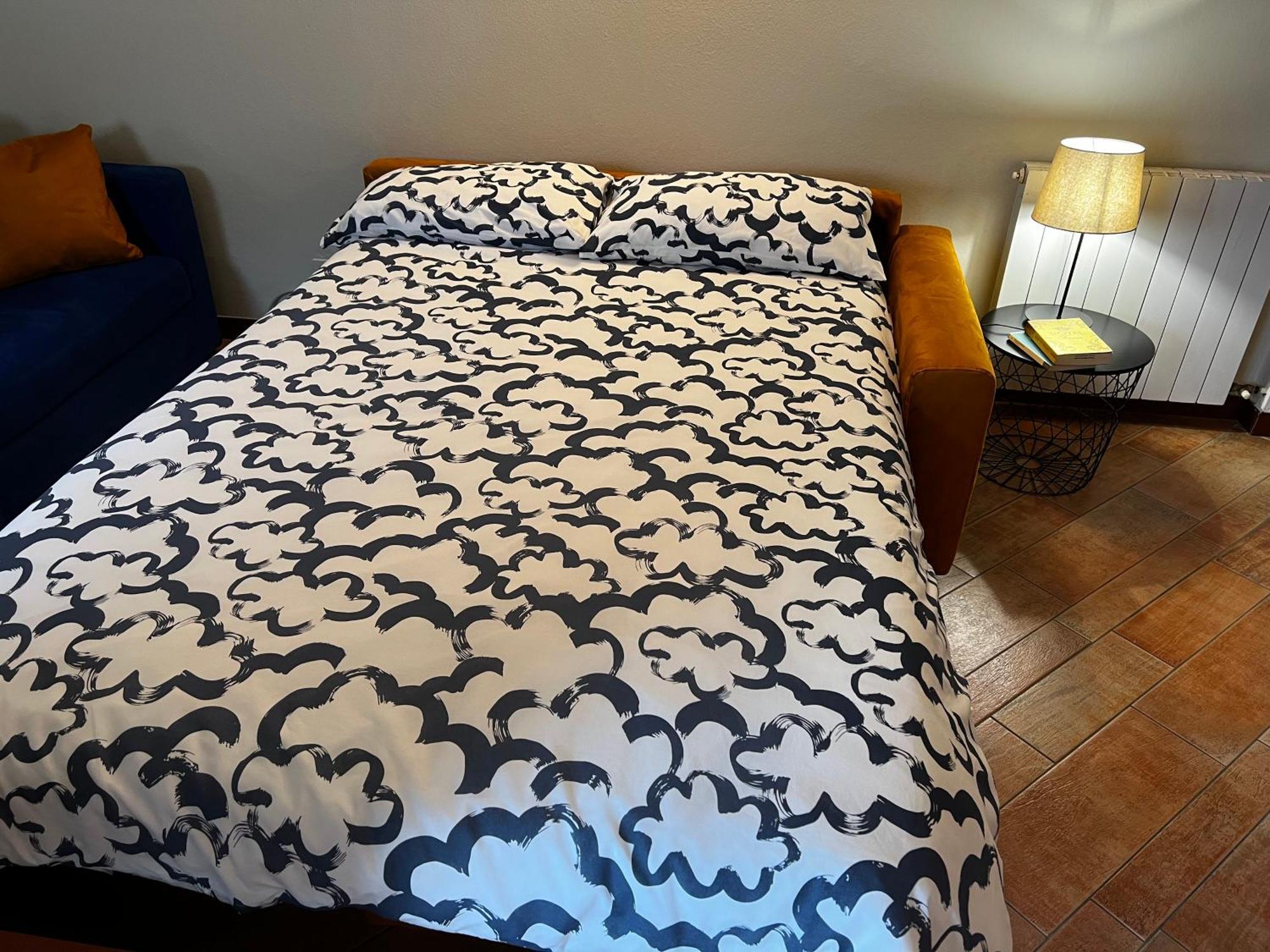 Attico In Piazza Matteotti Apartment Desenzano del Garda Ngoại thất bức ảnh